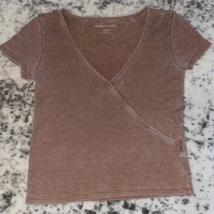 American Eagle V-neck Tshirt